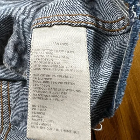 L’AGENCE Women’s Medium Denim Jacket Trucker Raw Hem Button Front Designer Blue - Picture 7 of 12